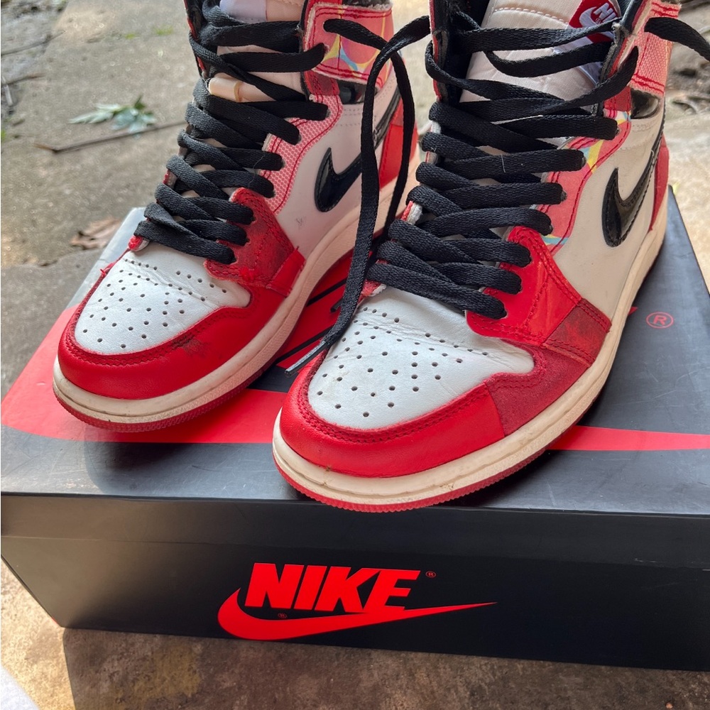 Nike Air Jordan Spiderverse shoes 5.5 US